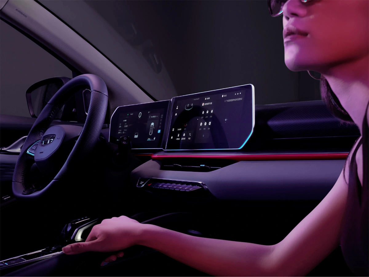 Ecran dublu Geely Coolray