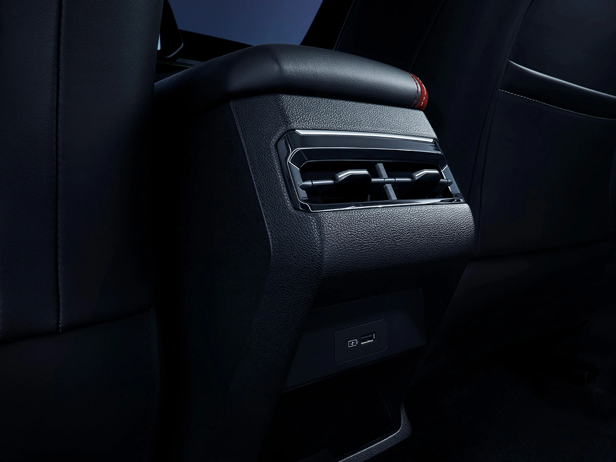 Aer condiționat automat Geely Coolray