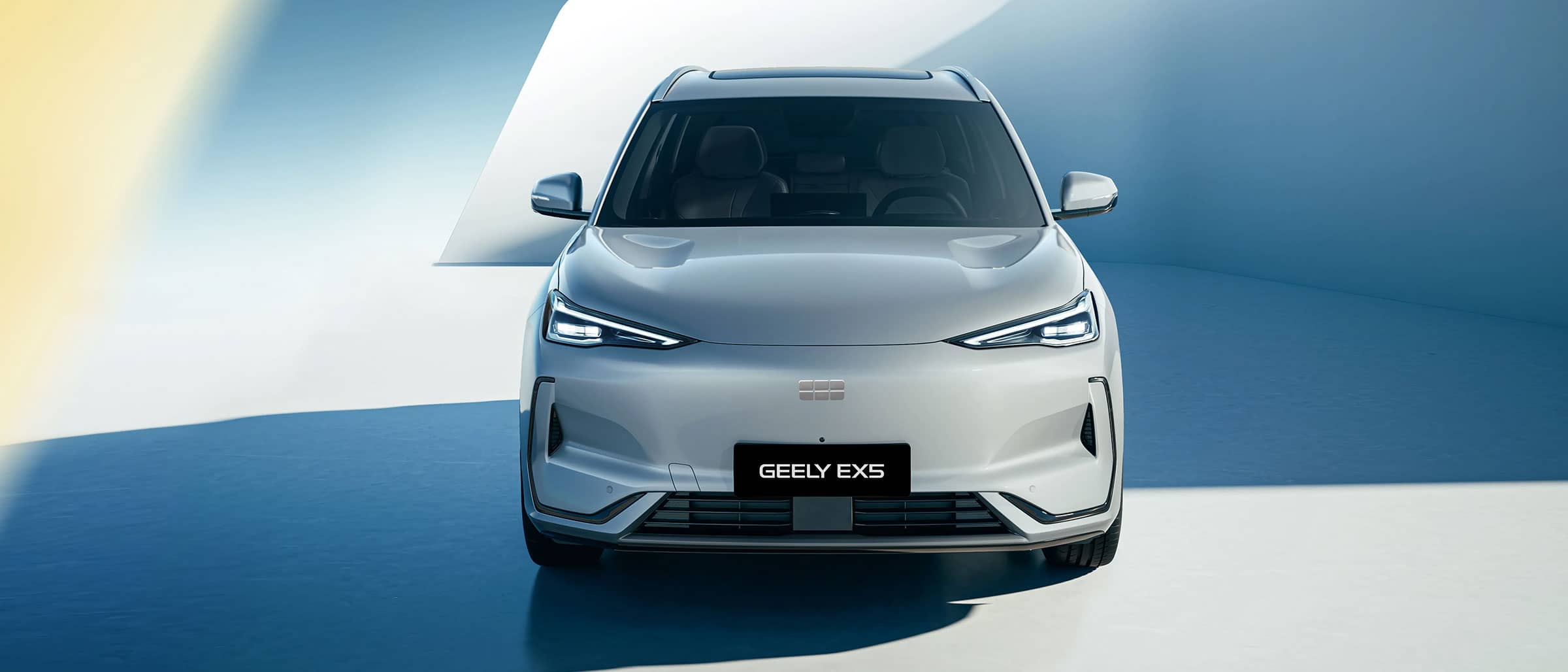 Iluminare LED completă Geely EX5